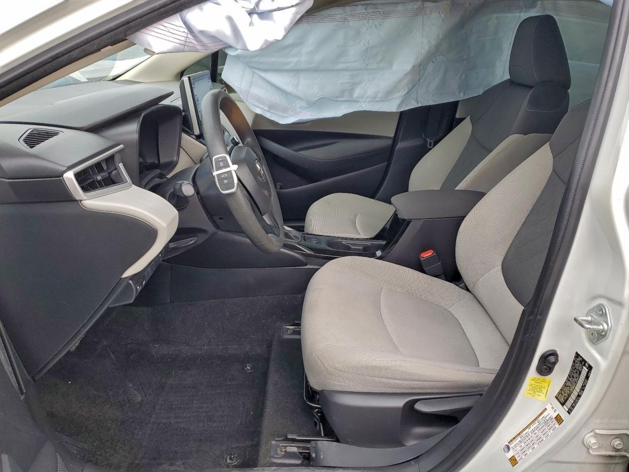 2020 Toyota Corolla Le - Image 7