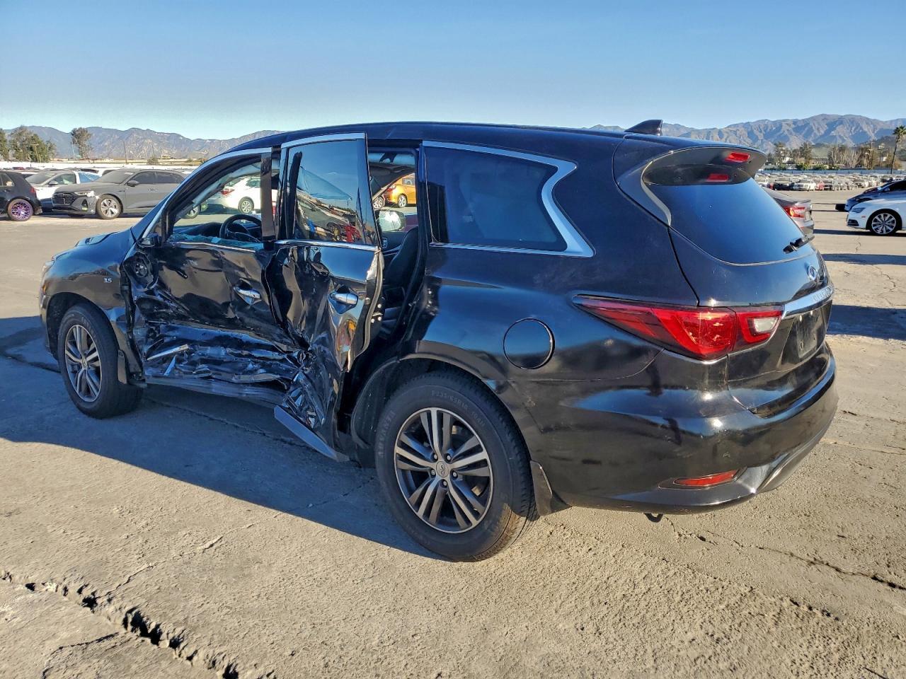 2020 Infiniti Qx60 Luxe - Фото 2