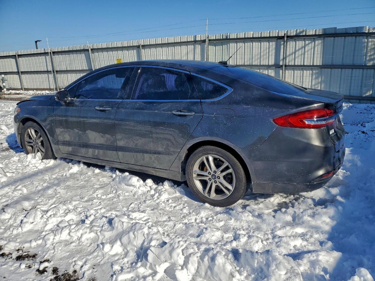 2018 Ford Fusion Se - Фото 2