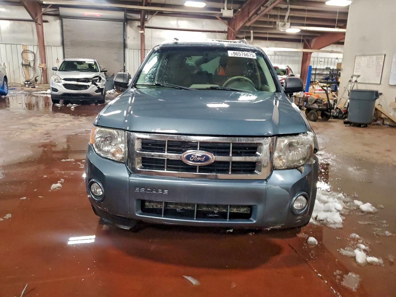 2010 Ford Escape Xlt - Image 5