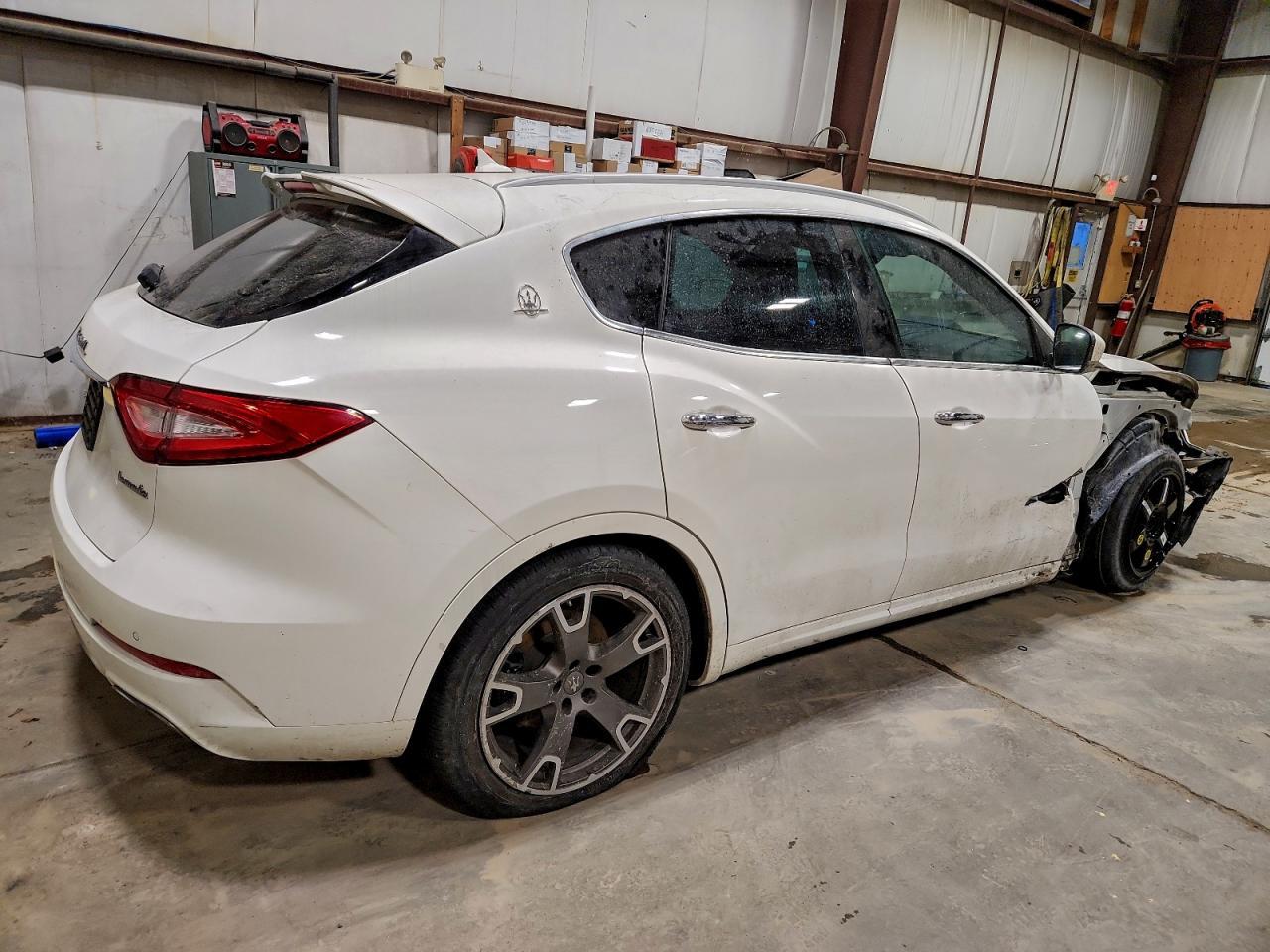2017 Maserati Levante S Sport - Фото 3