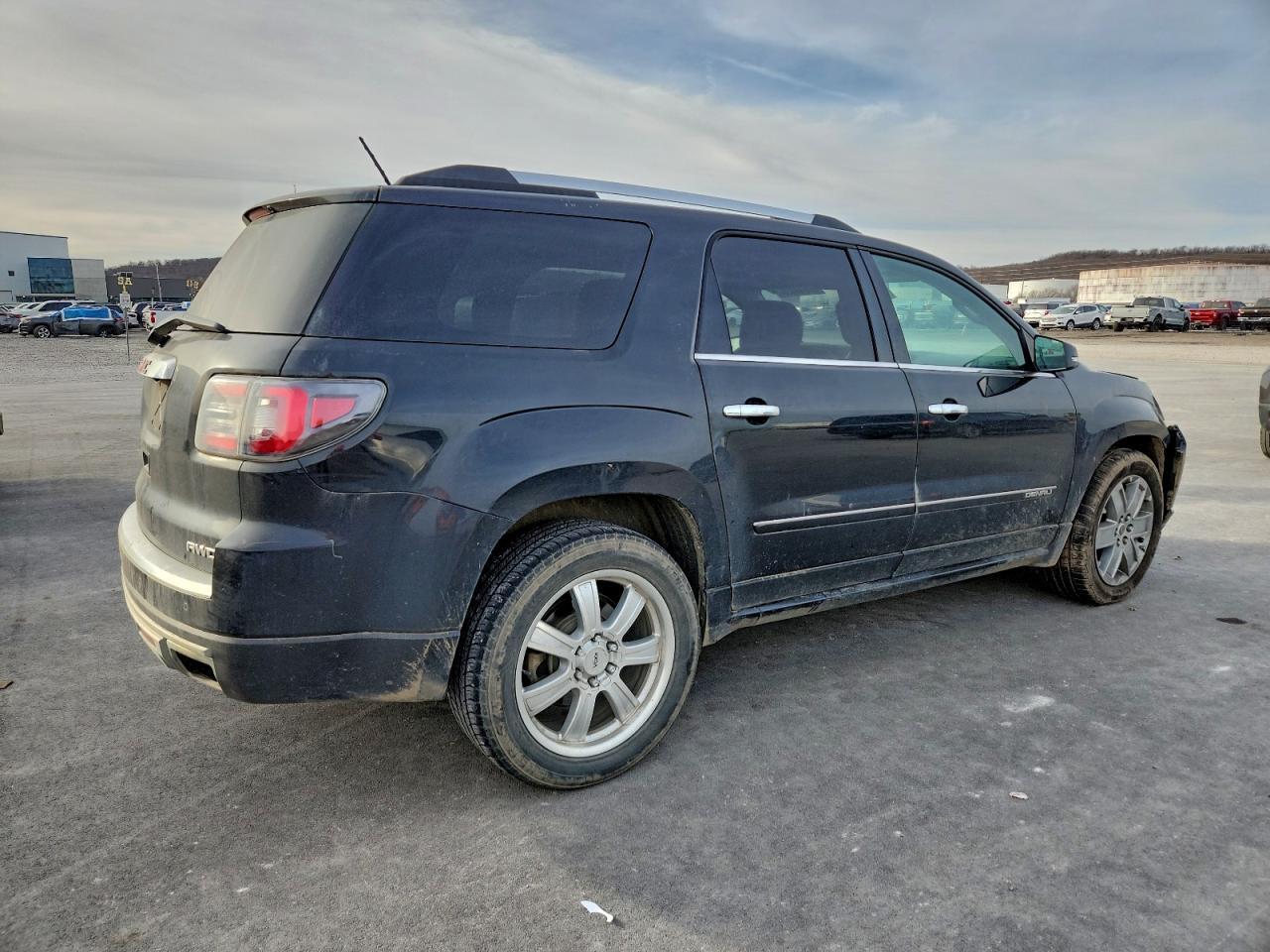 2014 GMC Acadia Denali - Image 3