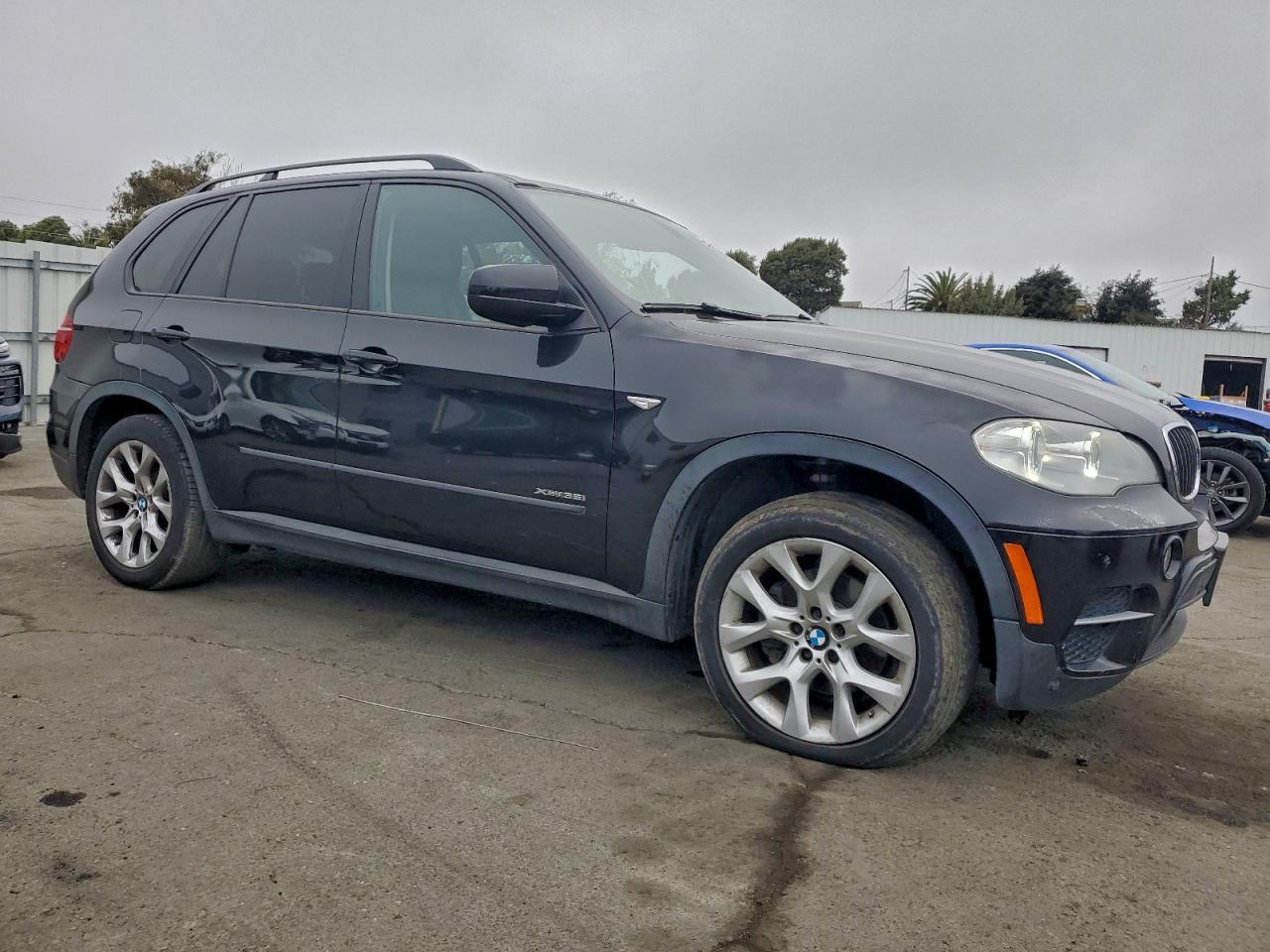 2013 BMW X5 xDrive35I - Image 4