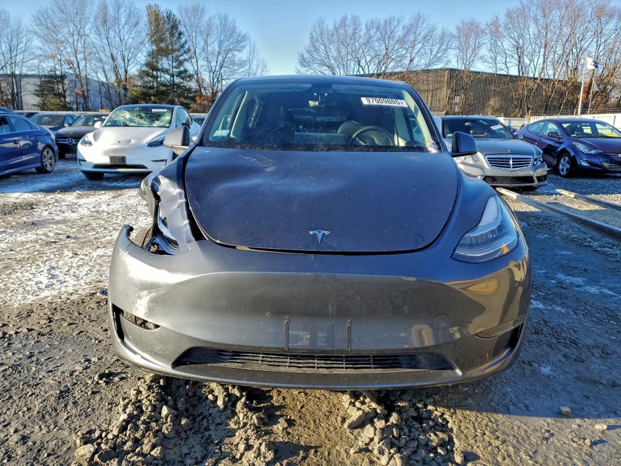 2023 Tesla Model Y - Фото 5