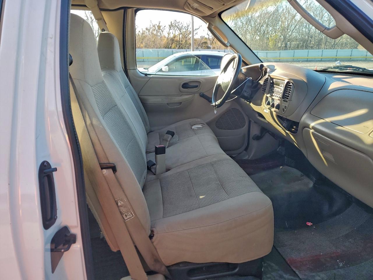 2003 Ford F150 - Фото 7