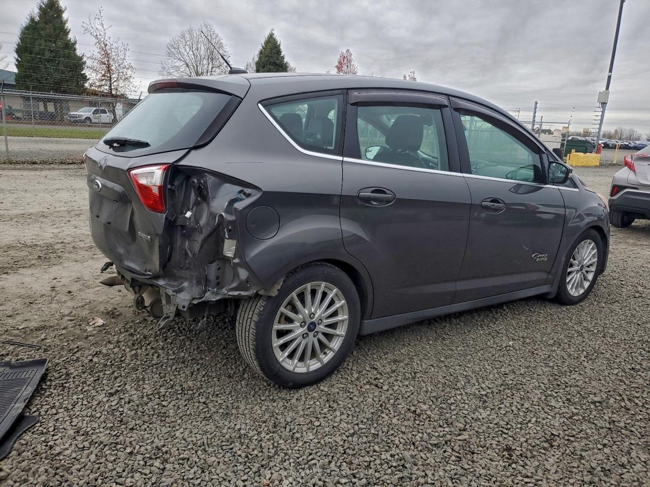 2016 Ford C-Max Premium Sel - Image 3