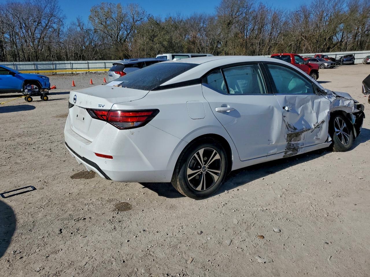 2023 Nissan Sentra - Image 3