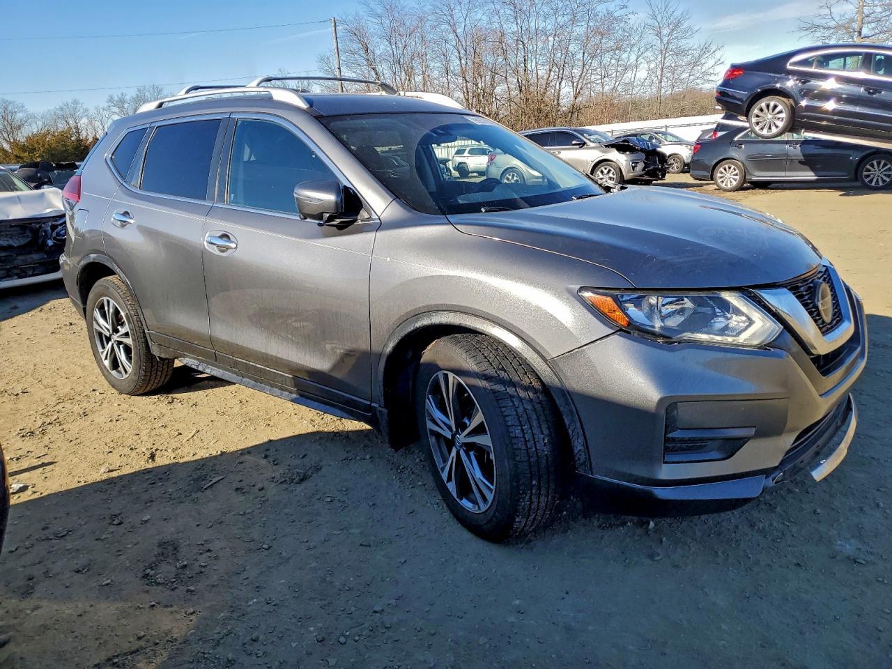 2019 Nissan Rogue S - Image 4