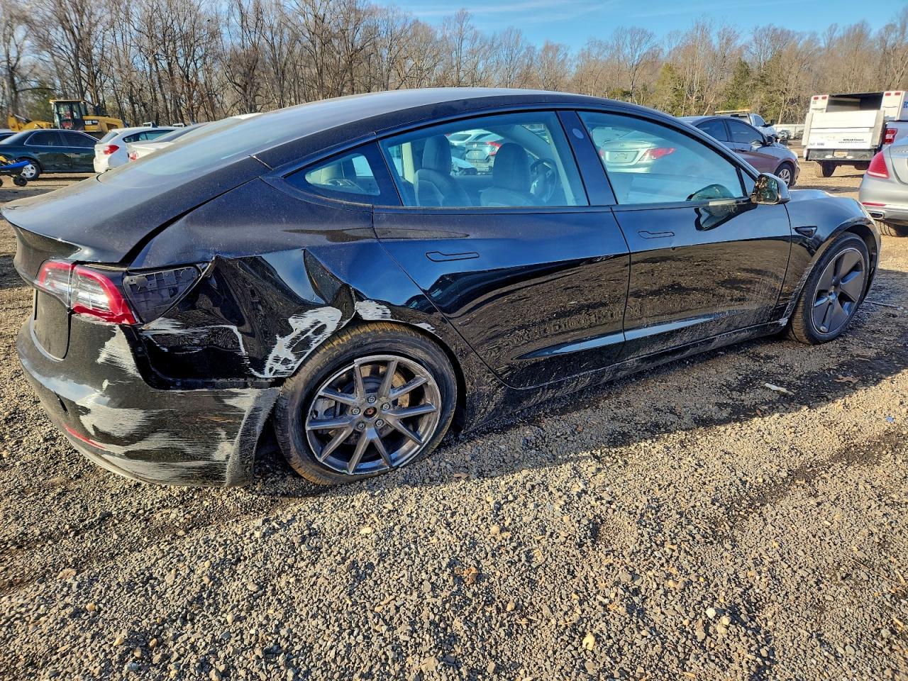 2023 Tesla Model 3 - Фото 3