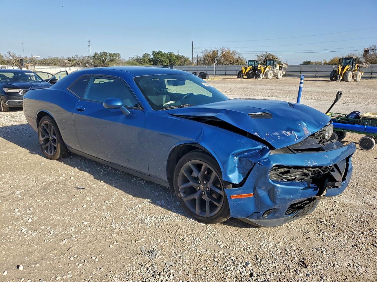 2021 Dodge Challenger Sxt - Фото 4