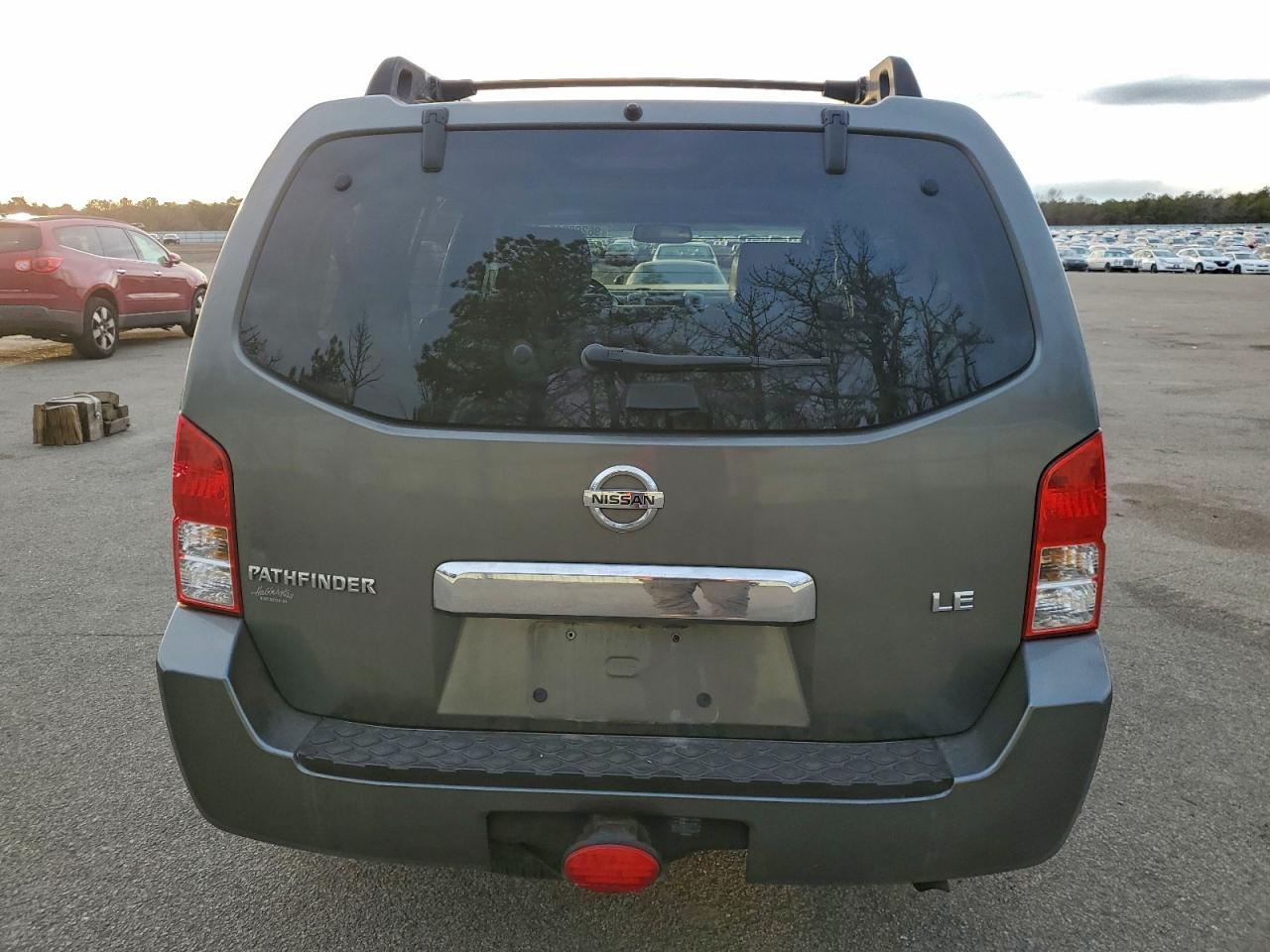 2006 Nissan Pathfinder Le - Фото 6