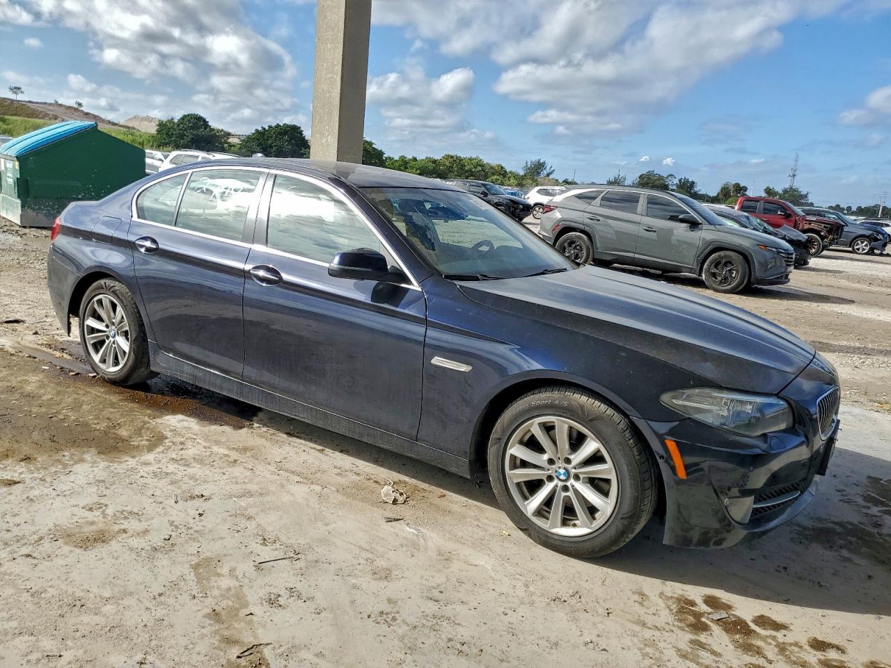 2015 BMW 528 Xi - Image 4