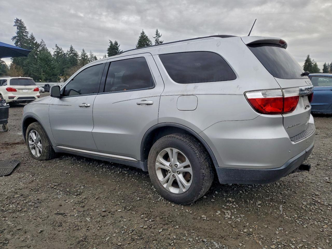 2011 Dodge Durango Crew - Image 2