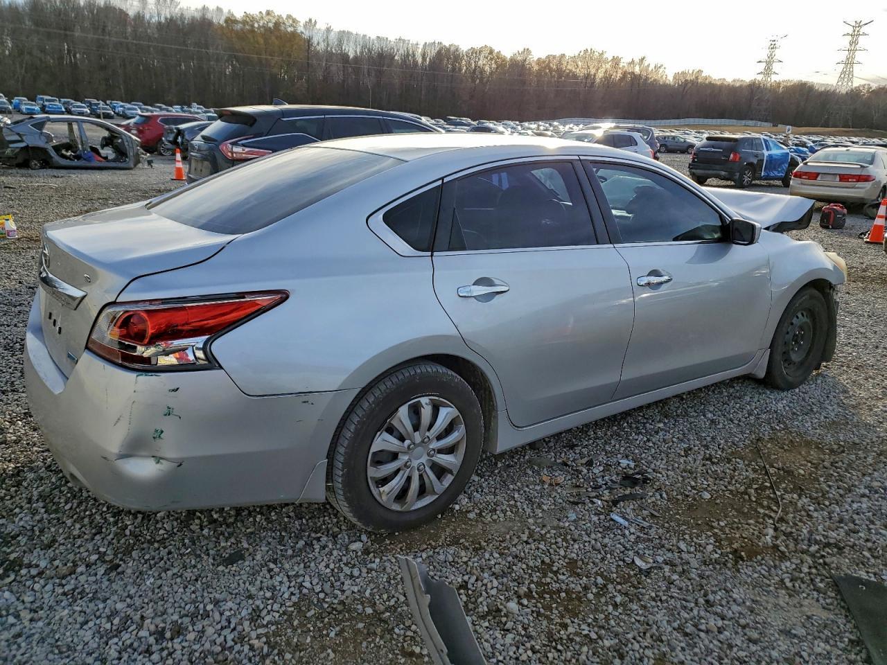 2013 Nissan Altima 2.5 - Фото 3