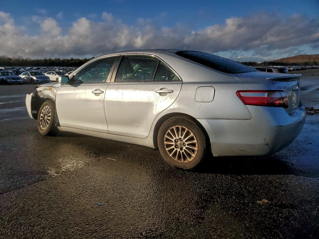 2007 Toyota Camry Ce - Фото 2