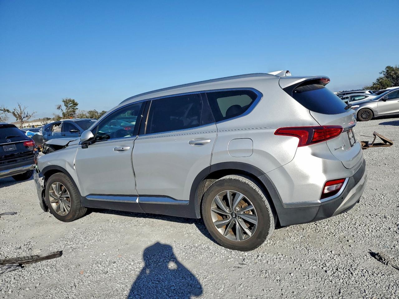 2020 Hyundai Santa Fe Sel - Image 2