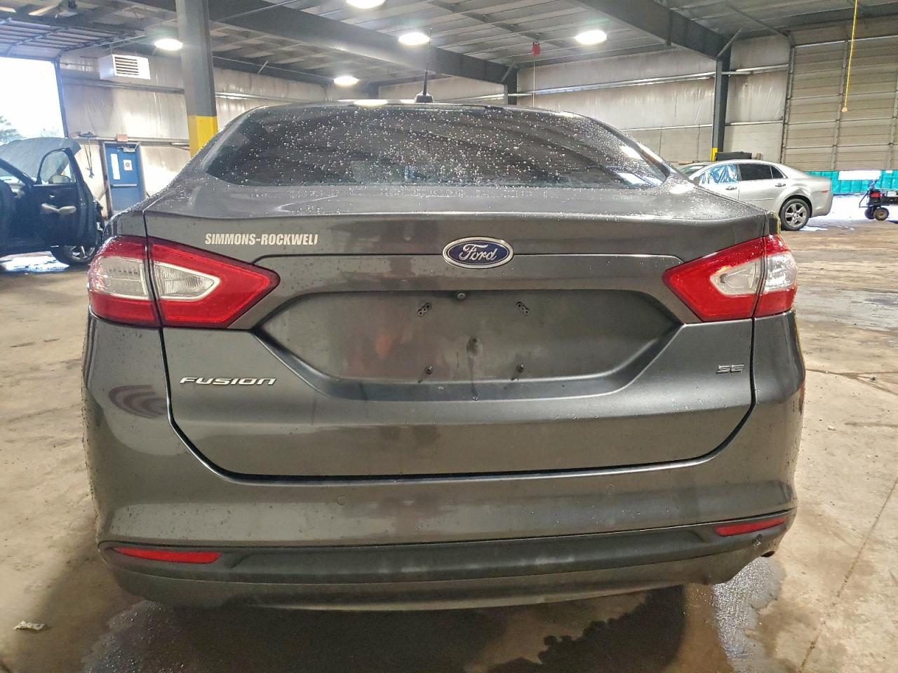 2016 Ford Fusion Se - Фото 6