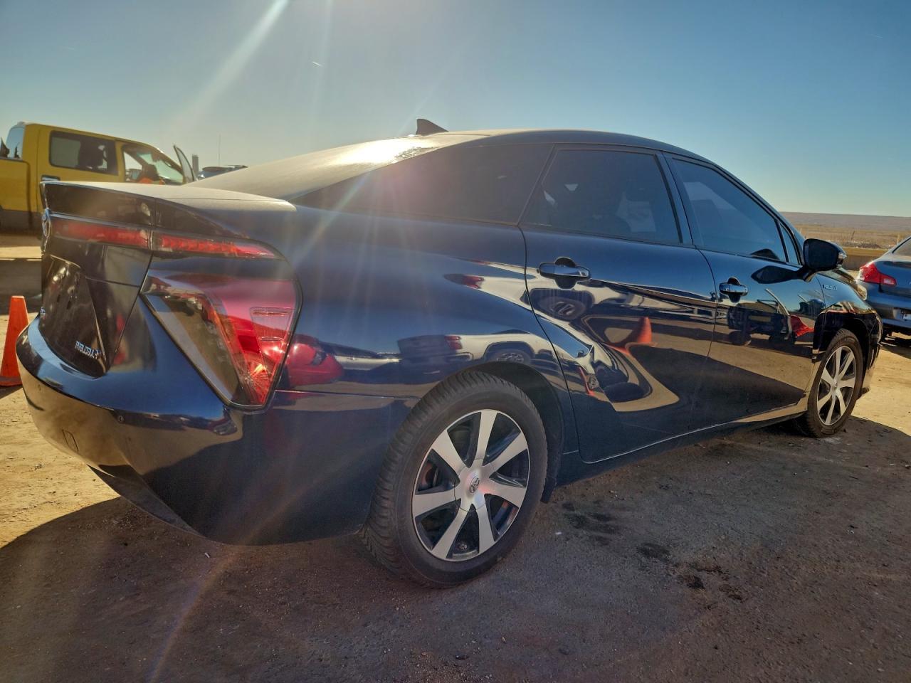 2017 Toyota Mirai - Image 3