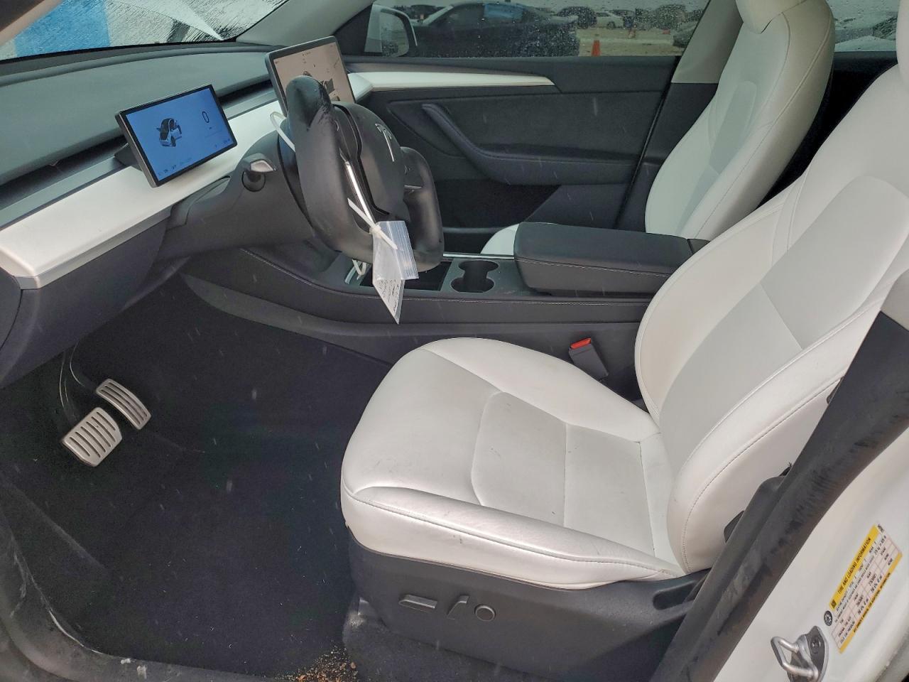 2024 Tesla Model Y - Фото 7