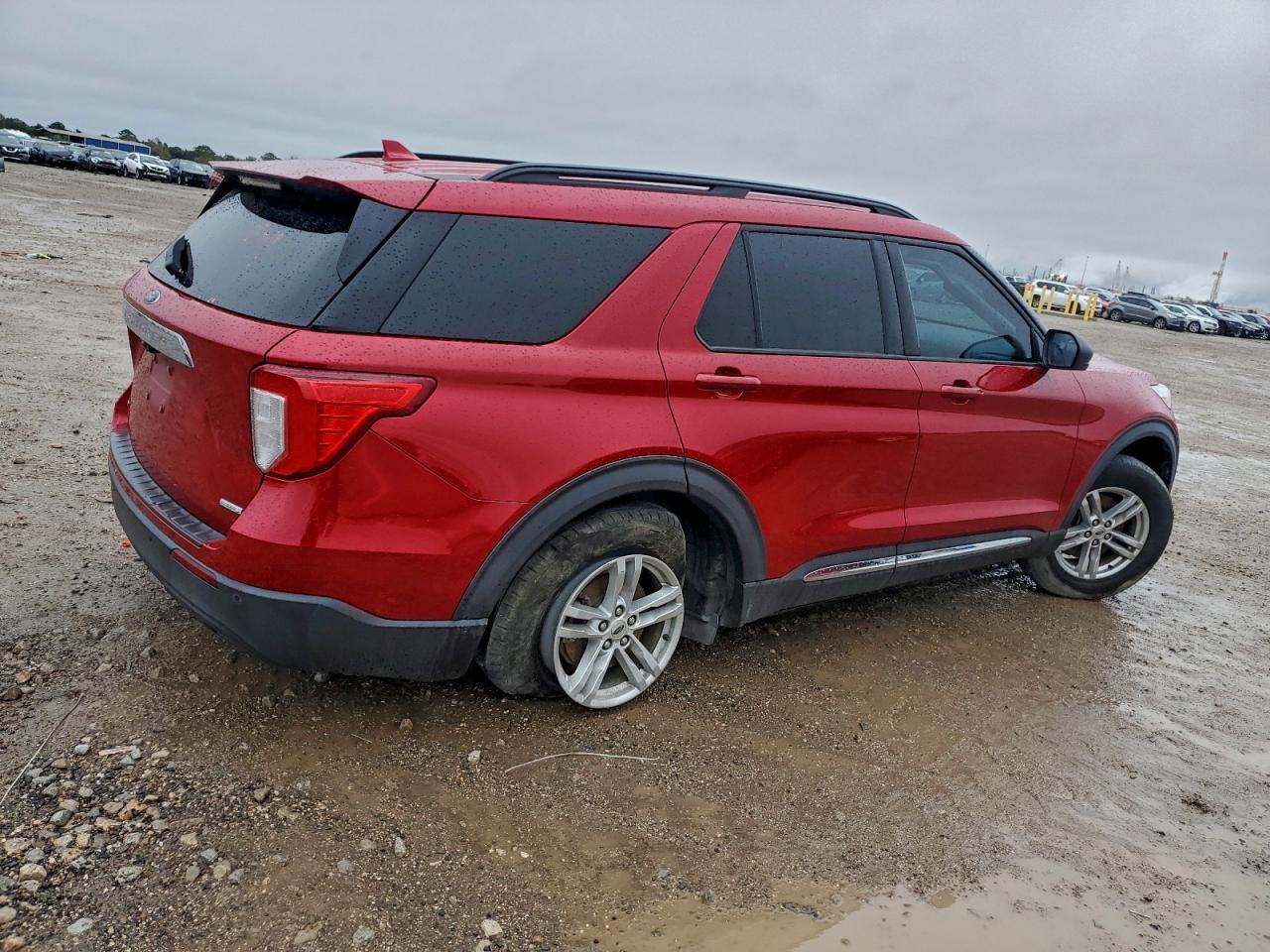 2020 Ford Explorer Xlt - Фото 3