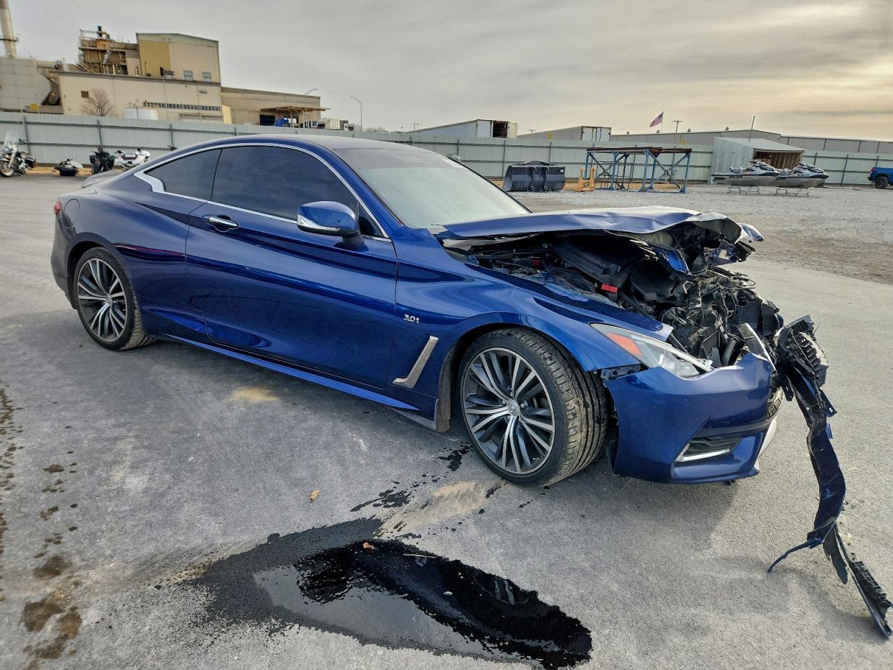 2017 Infiniti Q60 Premium - Image 4