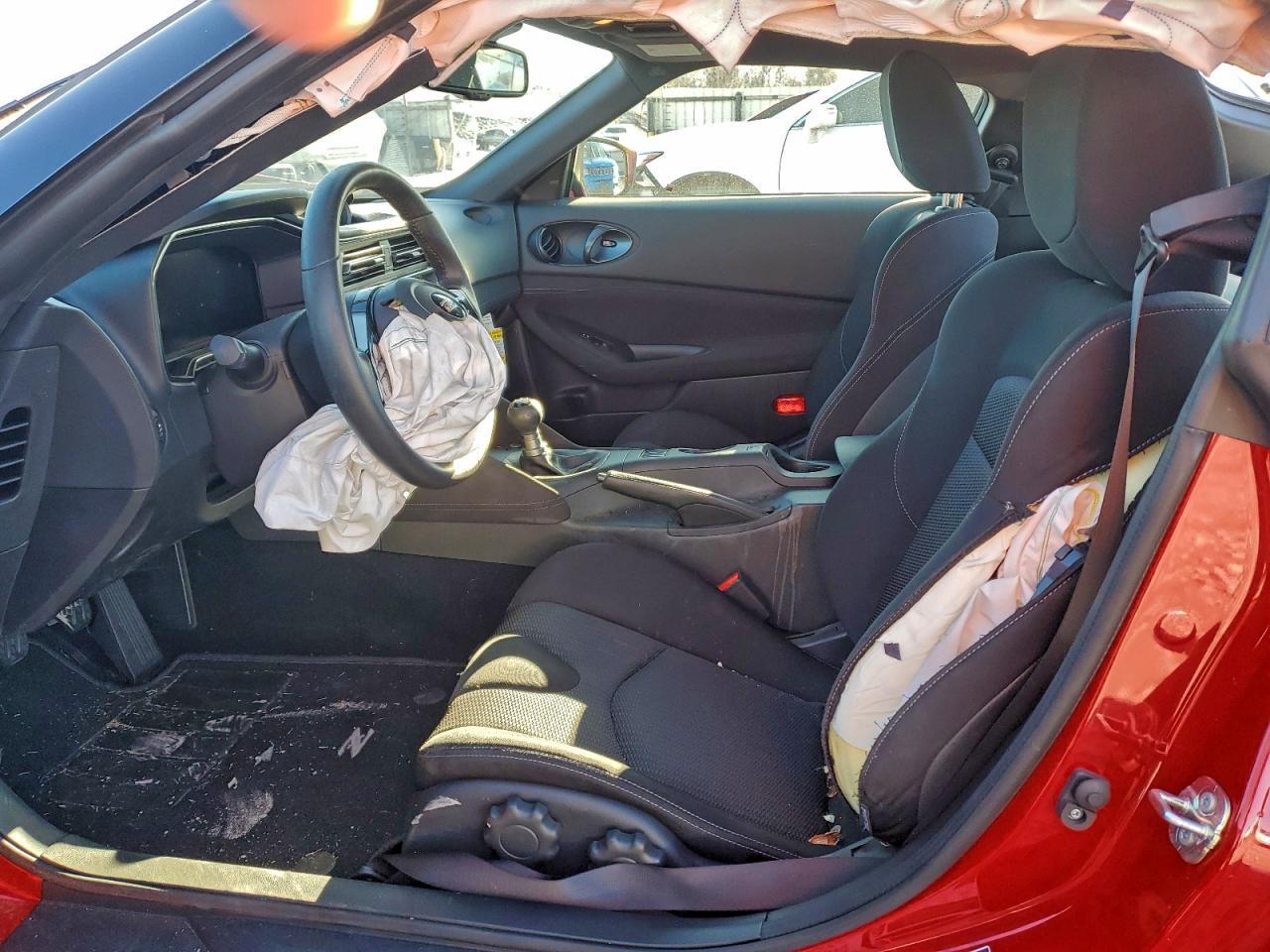 2025 Nissan Z Sport - Image 7