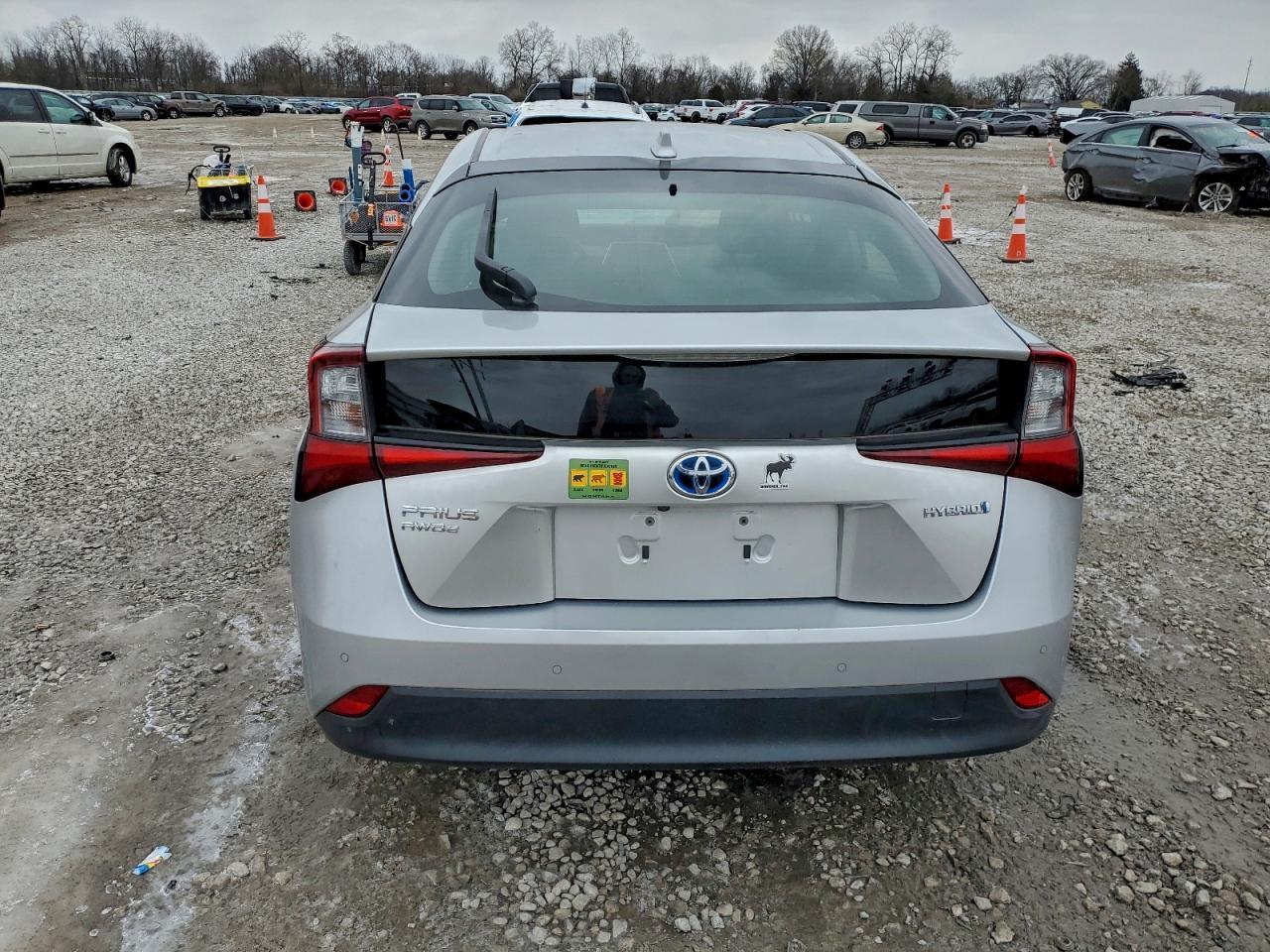 2022 Toyota Prius Le - Фото 6