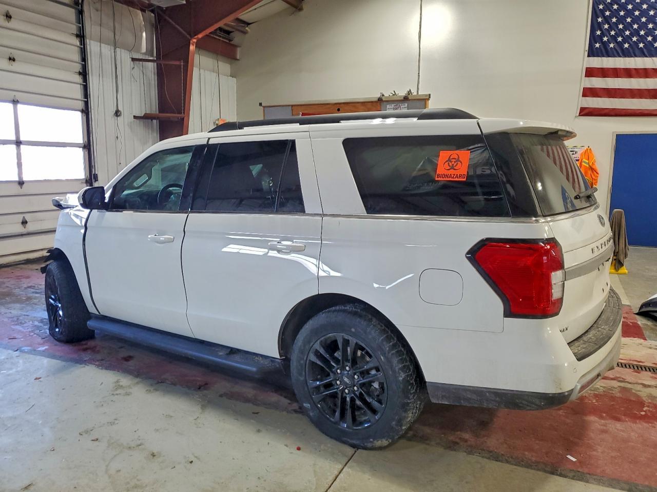 2024 Ford Expedition Xlt - Фото 2
