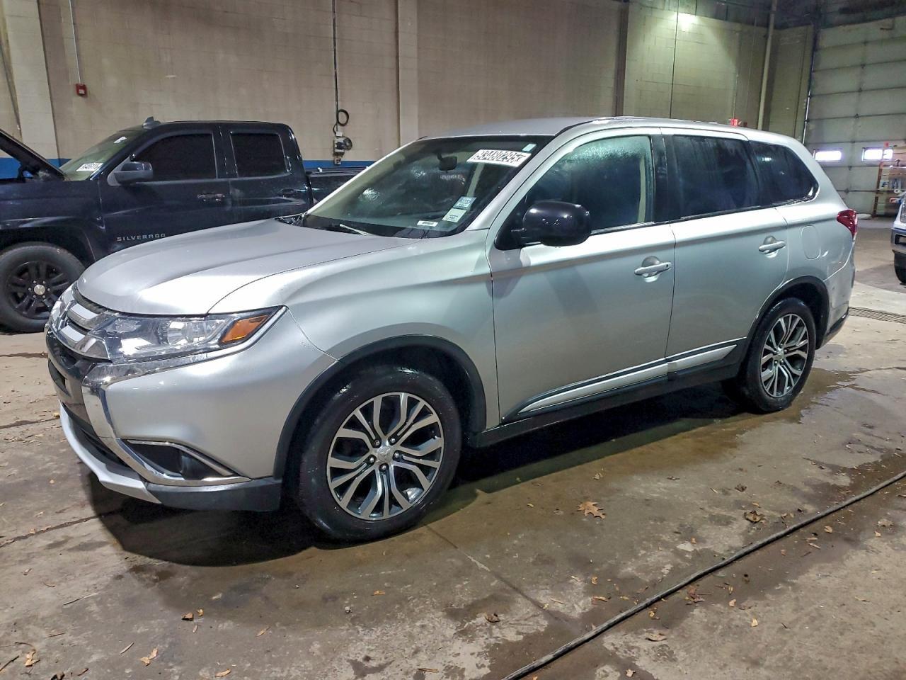 2018 Mitsubishi Outlander Es