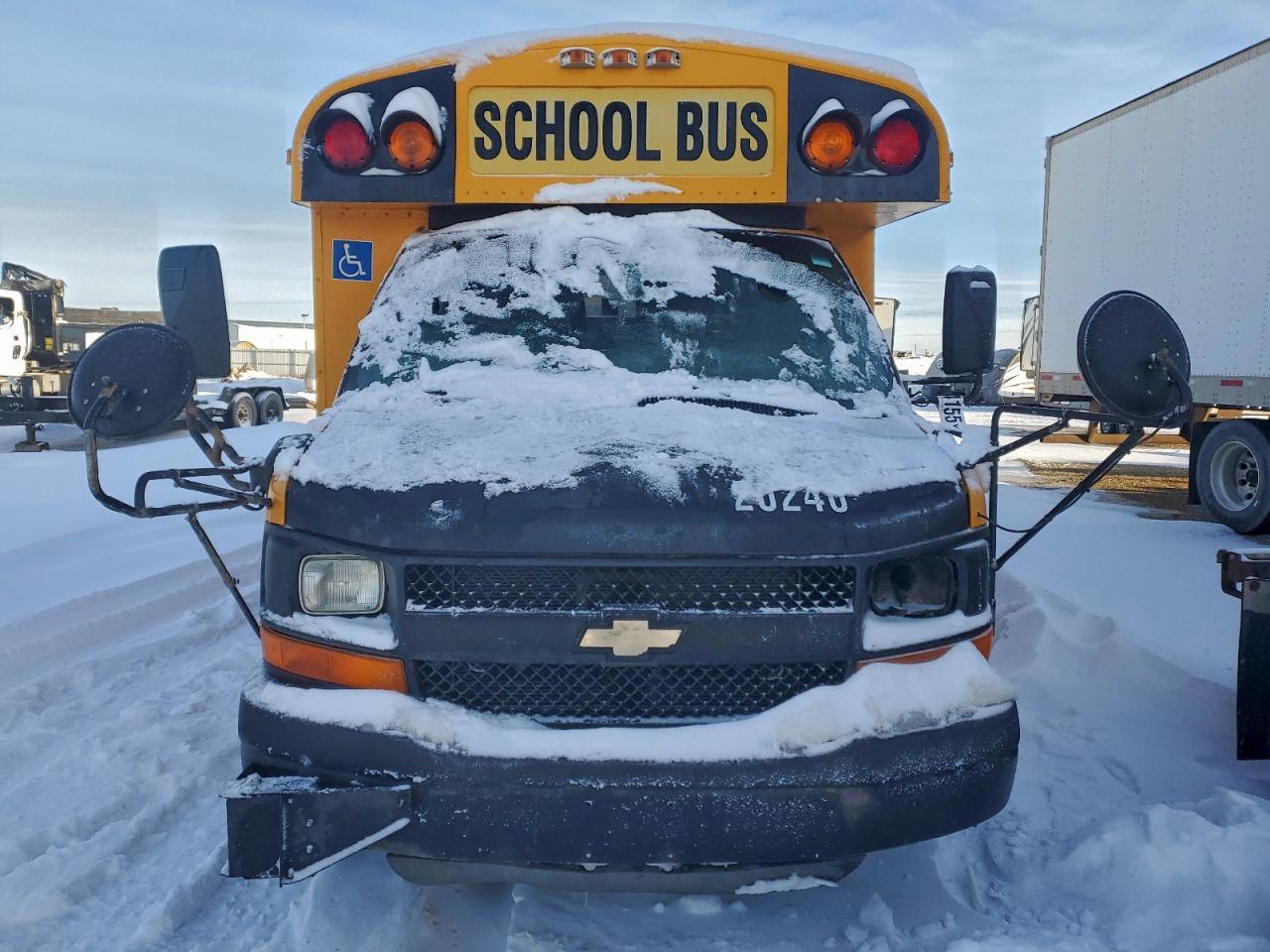 2010 Chevrolet Express Cu - Фото 5
