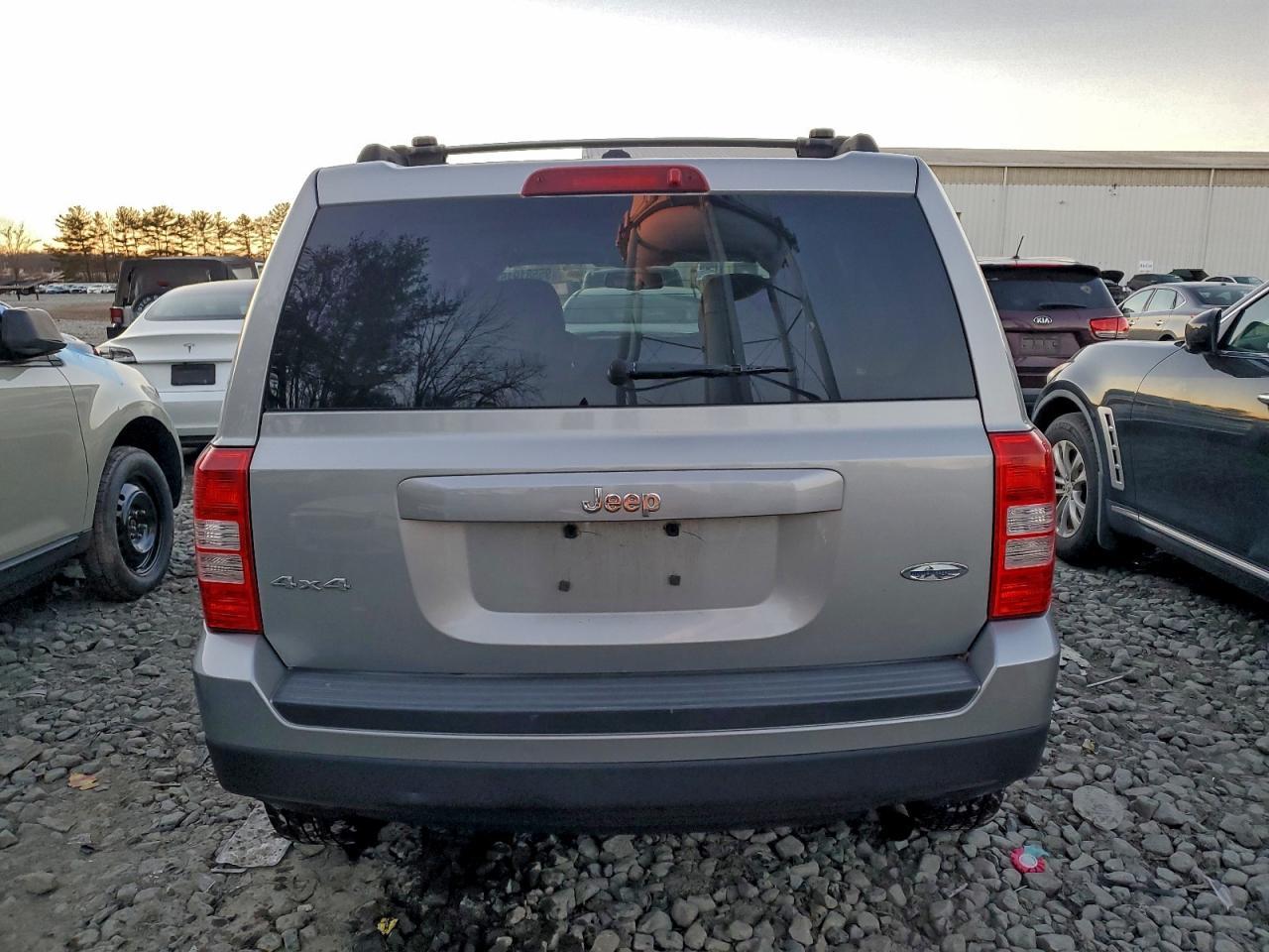 2015 Jeep Patriot Latitude - Фото 6