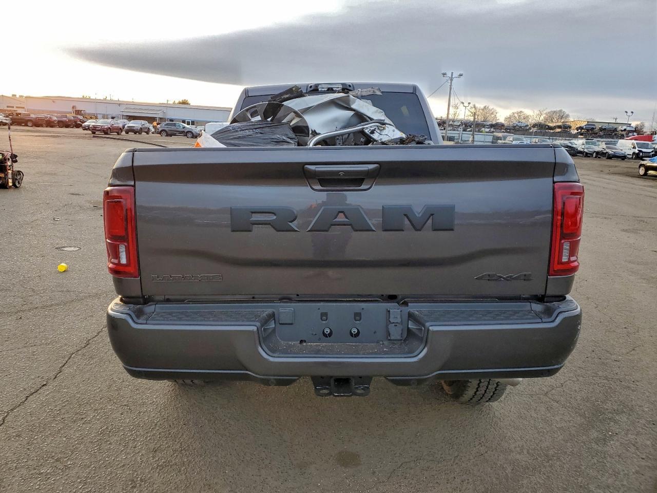 2026 Ram 2500 Laramie - Фото 6