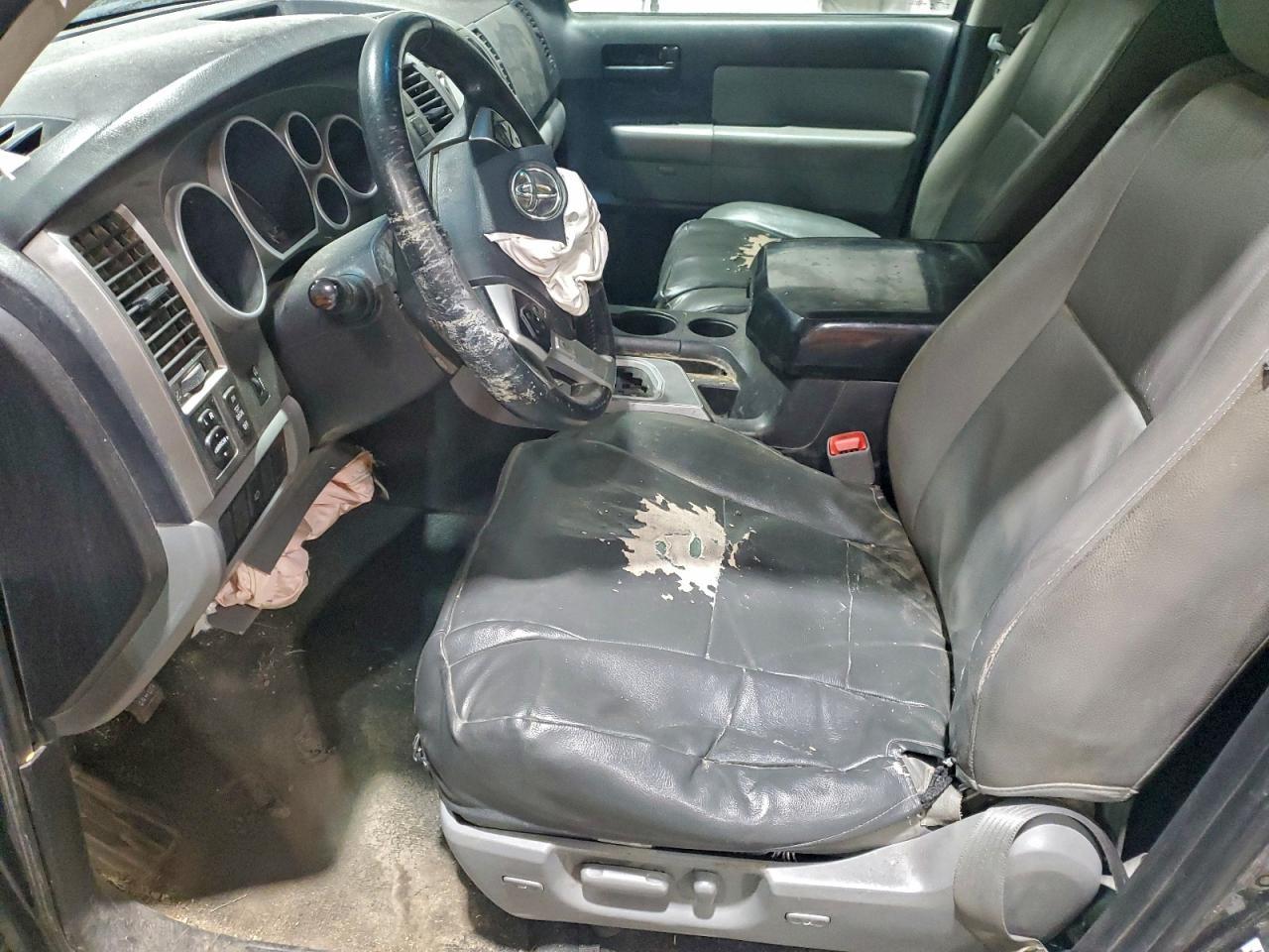 2015 Toyota Sequoia Sr5 - Фото 7