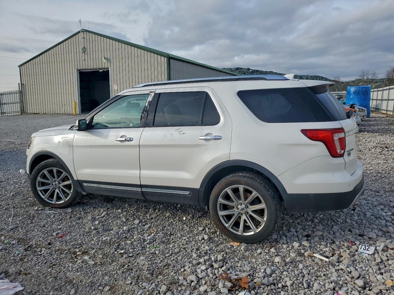 2017 Ford Explorer Limited - Фото 2