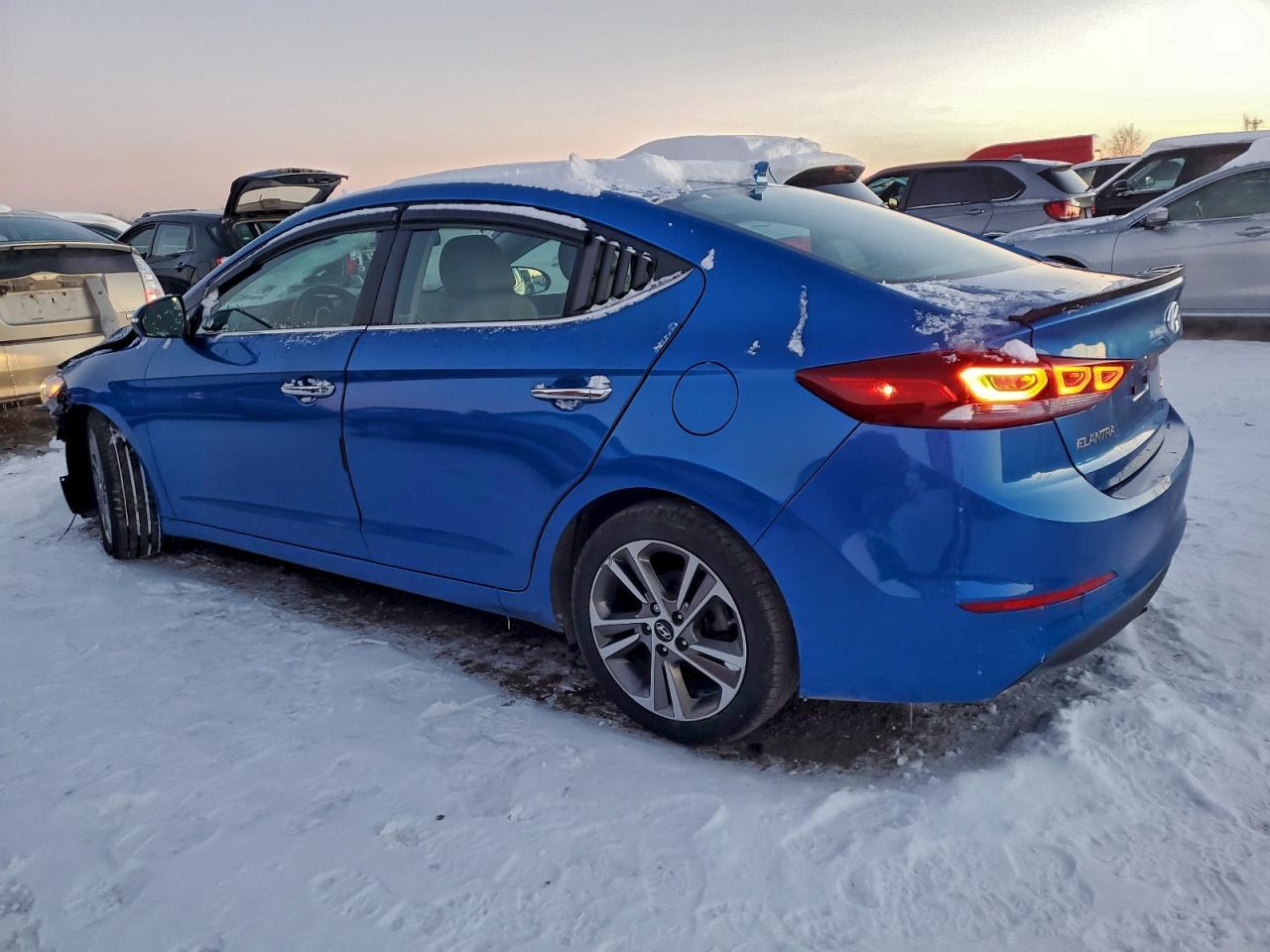2017 Hyundai Elantra Se - Фото 2