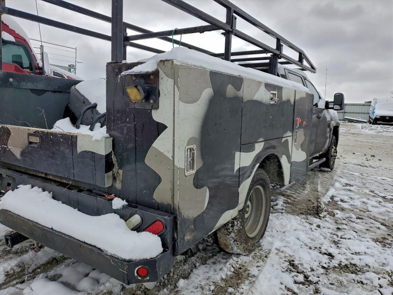 2015 Chevrolet Silverado Utility / Service Truck - Фото 3
