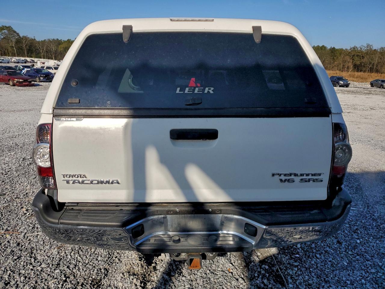 2011 Toyota Tacoma Double Cab Prerunner - Image 6