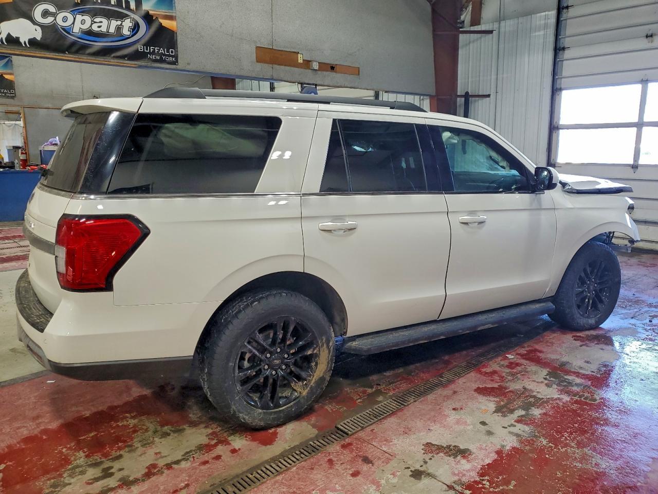 2024 Ford Expedition Xlt - Фото 3