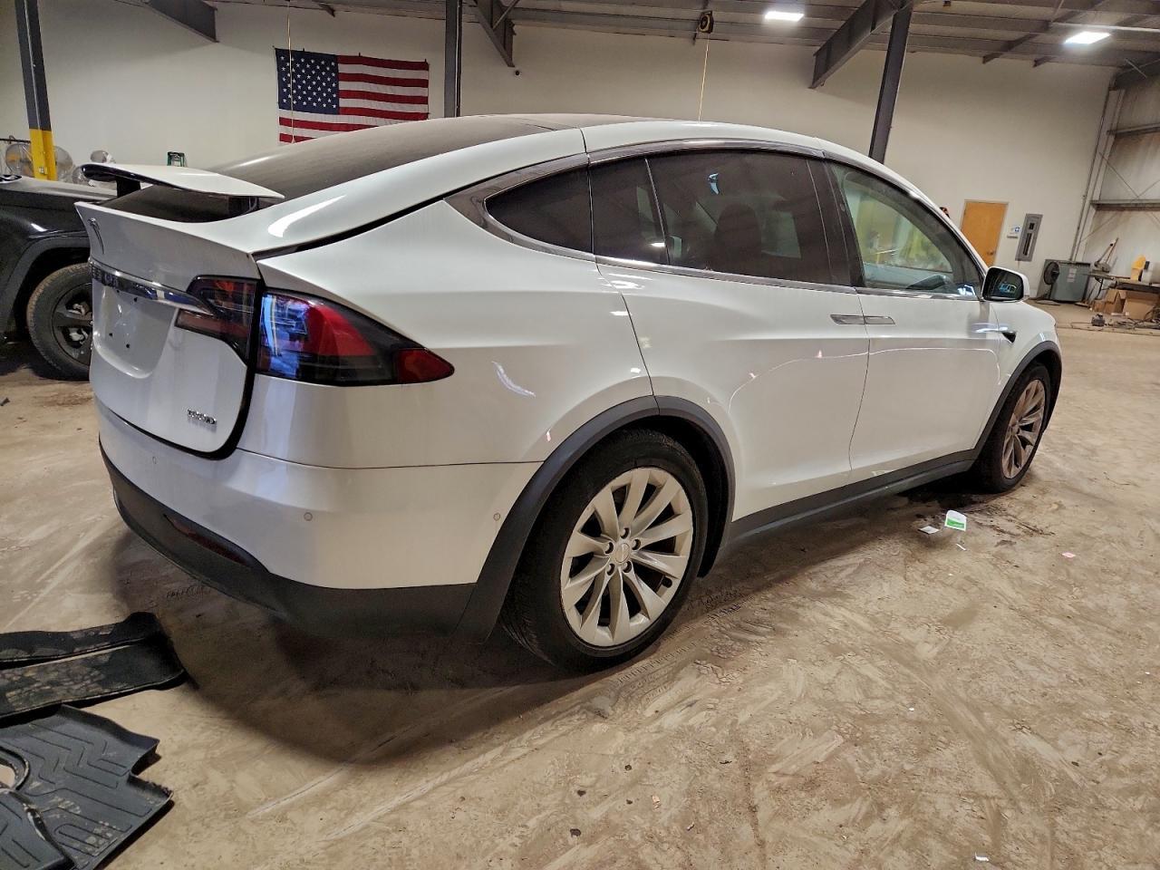2017 Tesla Model X - Image 3