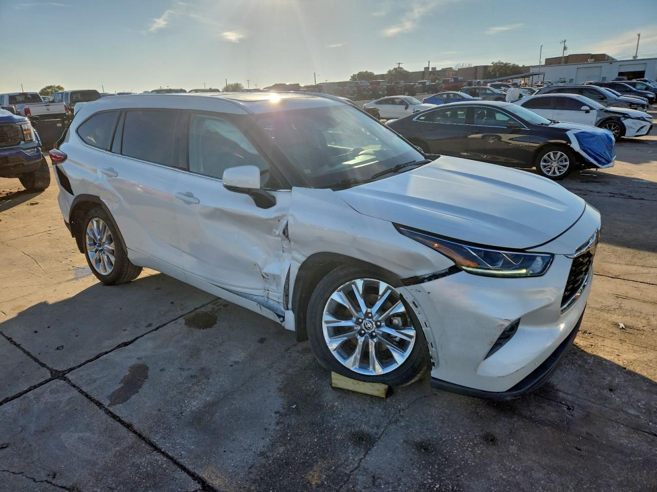 2021 Toyota Highlander Limited - Фото 4