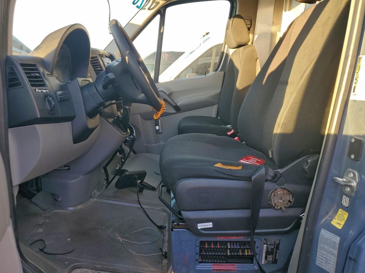 2018 Mercedes-Benz Sprinter 2500 - Фото 7