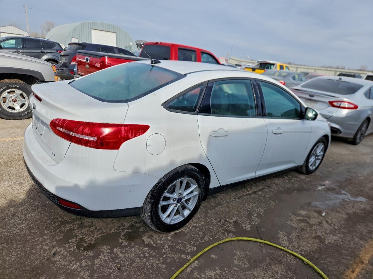 2018 Ford Focus Se - Image 3