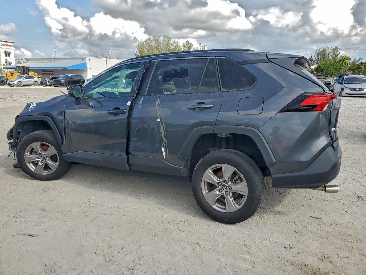 2022 Toyota Rav4 Xle - Фото 2