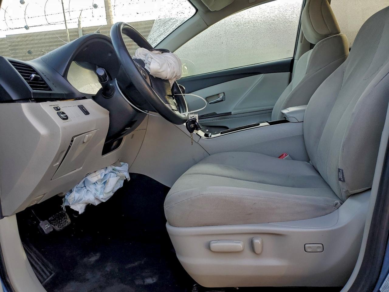 2010 Toyota Venza - Фото 7