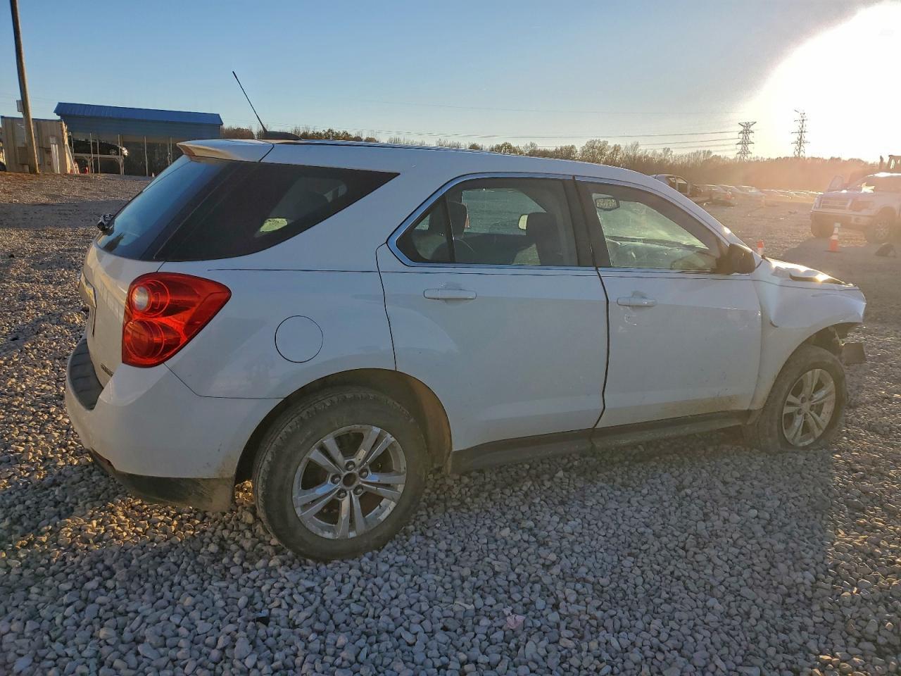 2015 Chevrolet Equinox Ls - Фото 3