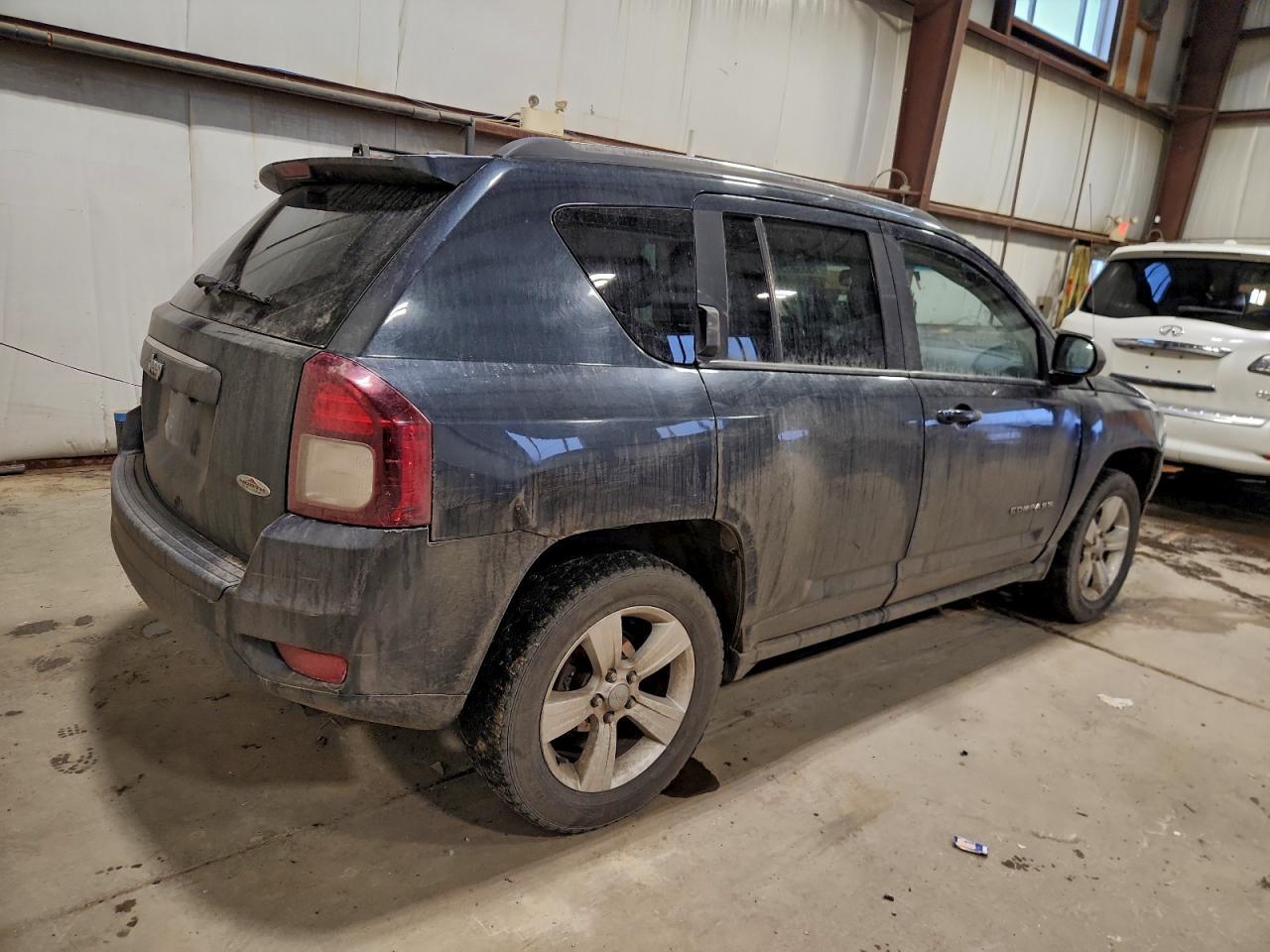 2014 Jeep Compass Sport - Фото 3