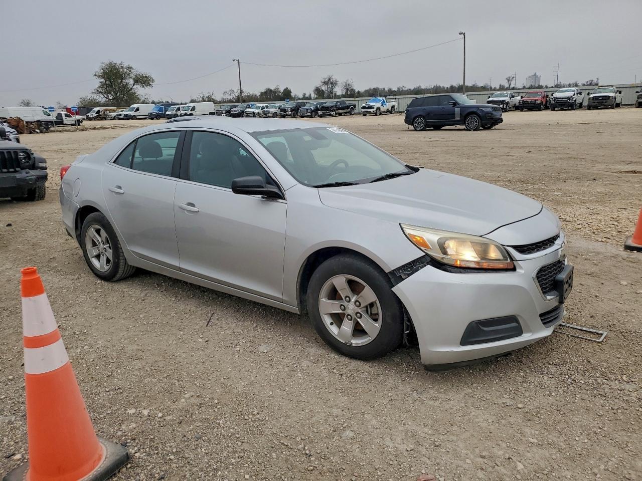 2015 Chevrolet Malibu Ls - Фото 4