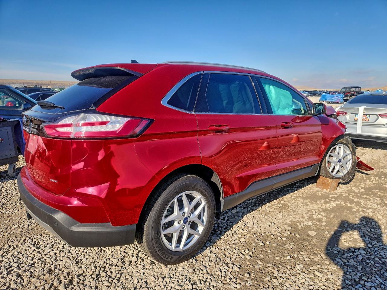 2021 Ford Edge - Фото 3