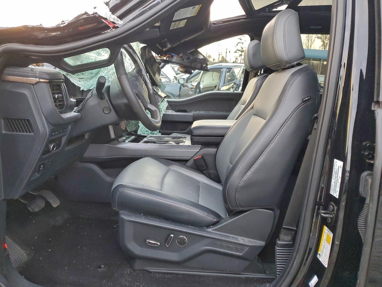 2024 Ford F150 Lightning Lariat - Image 7