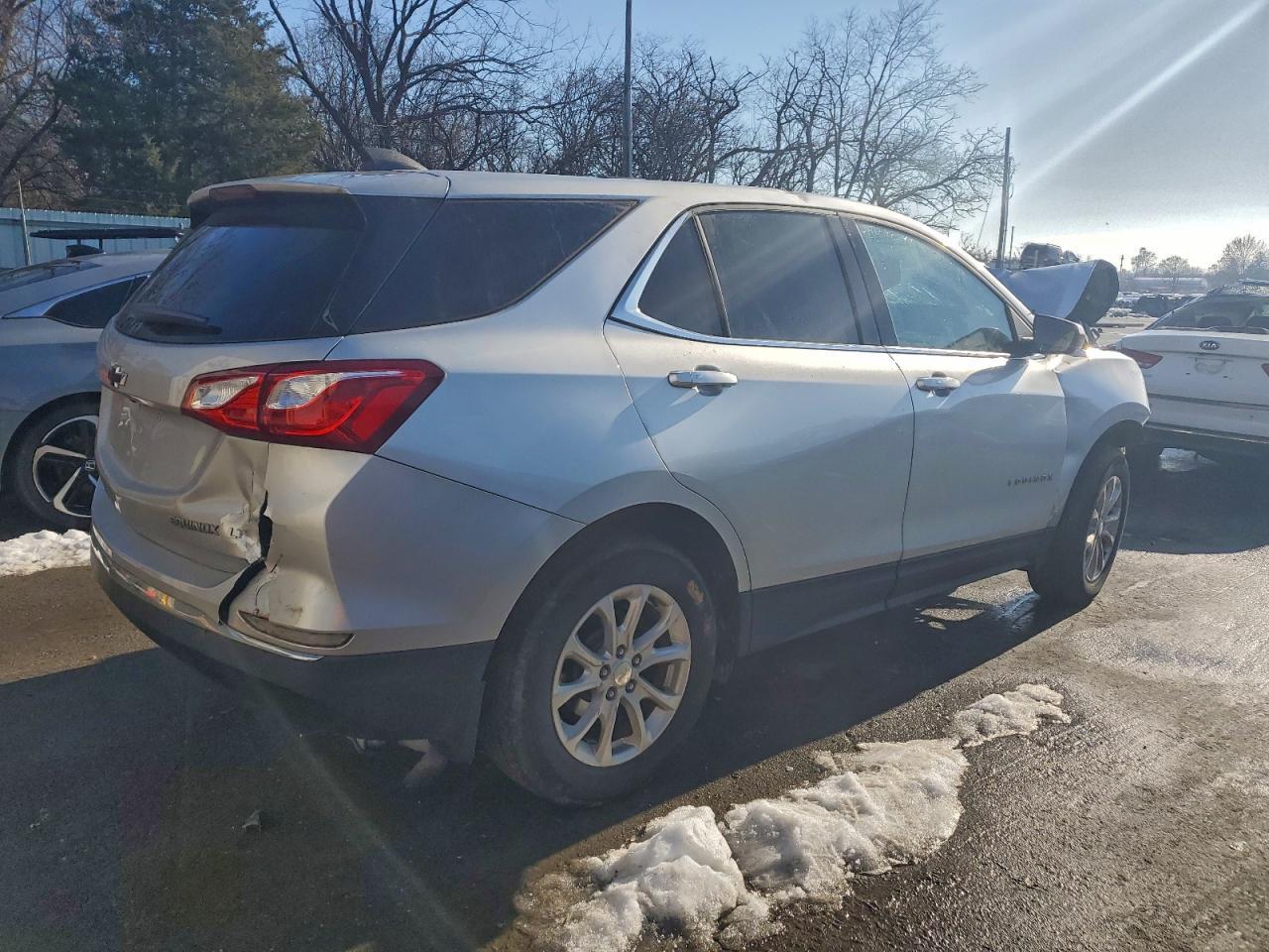 2018 Chevrolet Equinox Lt - Фото 3